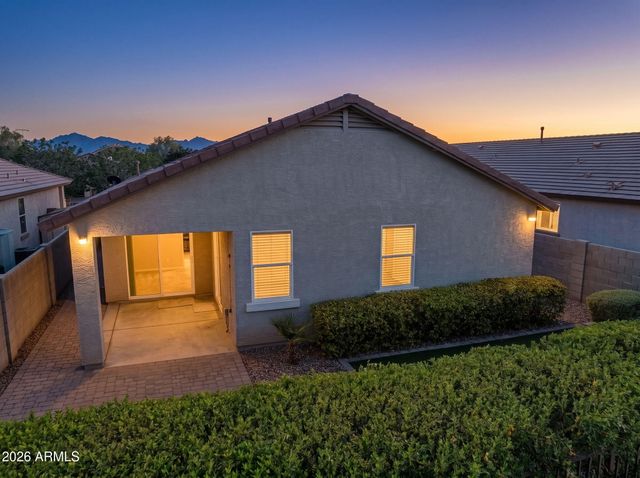 11766 W CHASE Lane, Avondale, AZ 85323