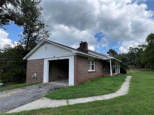 351 Randys Road, Westminster, SC 29693