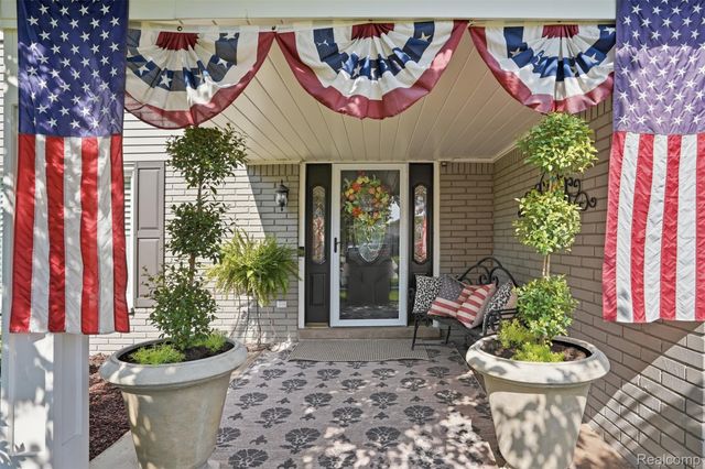12019 N Canton Center Road, Plymouth Charter Township, MI 48170