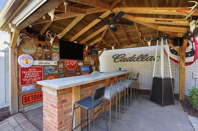 12019 N Canton Center Road, Plymouth Charter Township, MI 48170