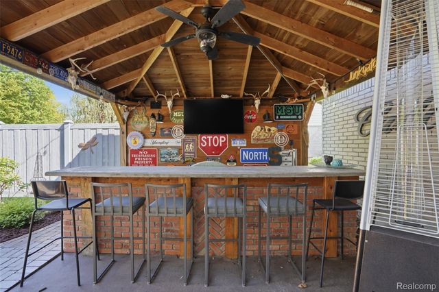 12019 N Canton Center Road, Plymouth Charter Township, MI 48170