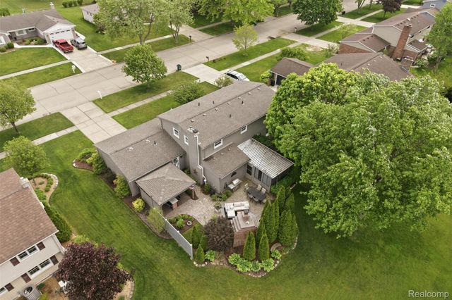 12019 N Canton Center Road, Plymouth Charter Township, MI 48170