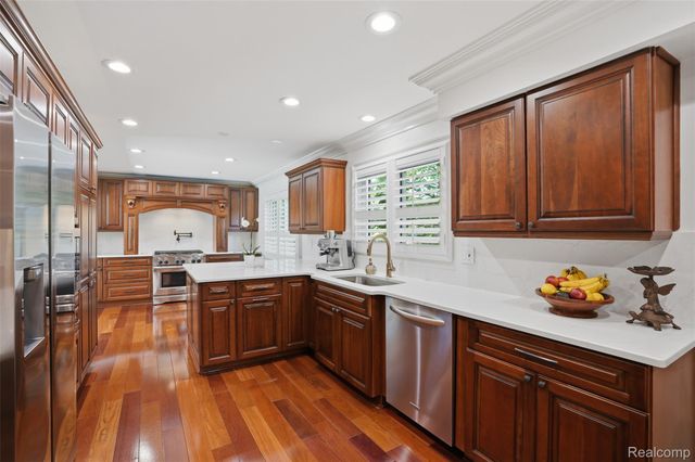 12019 N Canton Center Road, Plymouth Charter Township, MI 48170