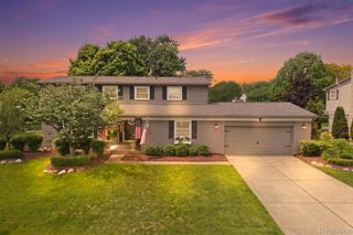 12019 N Canton Center Road, Plymouth Charter Township, MI 48170