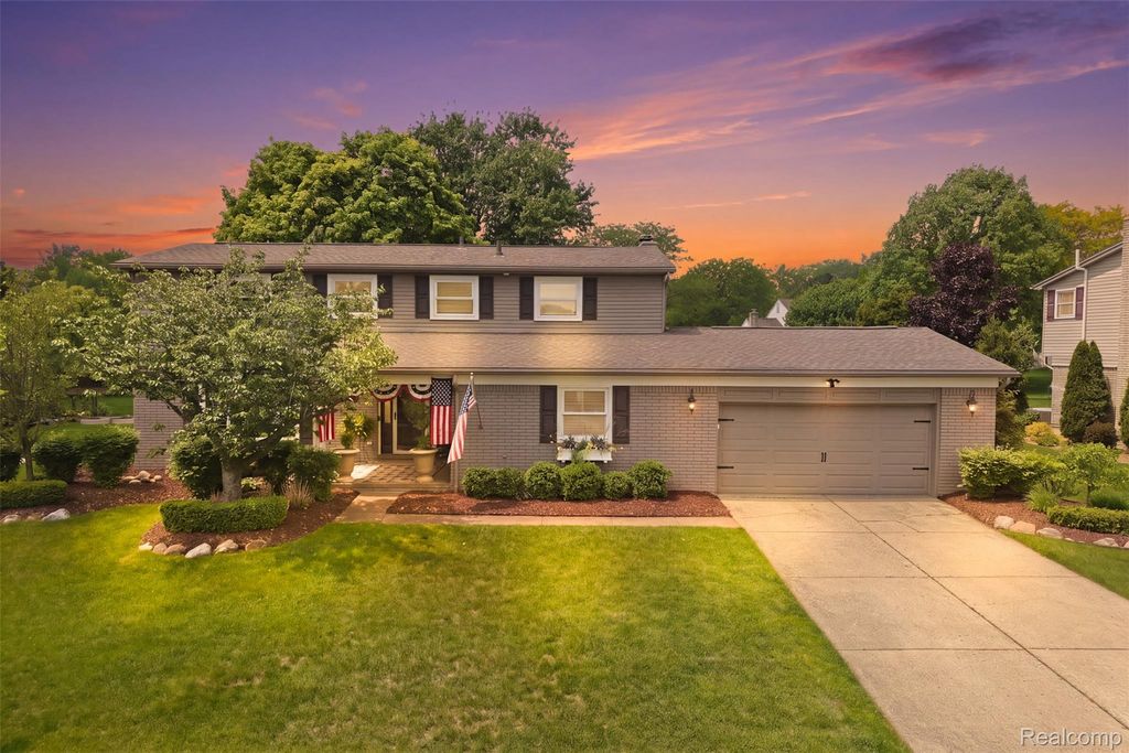 12019 N Canton Center Road, Plymouth Charter Township, MI 48170