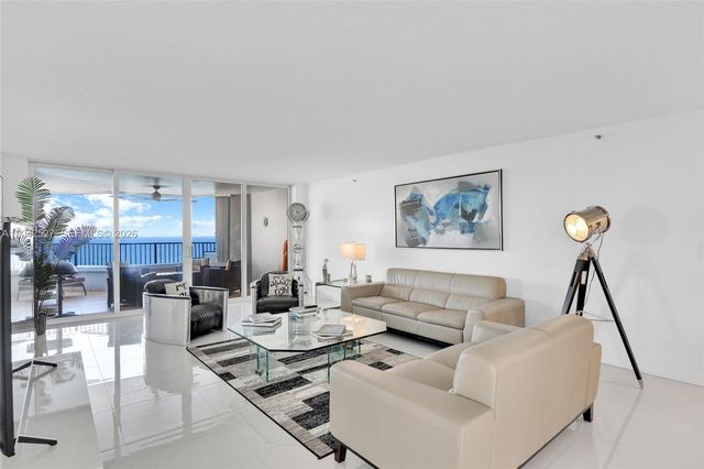 5200 N Ocean Drive 1105, Singer Island, FL 33404
