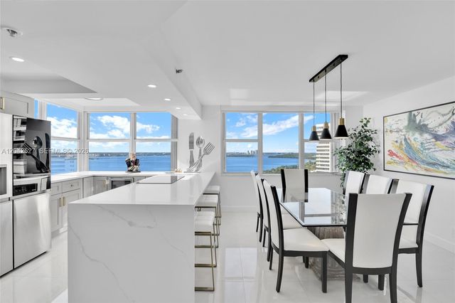 5200 N Ocean Drive 1105, Singer Island, FL 33404