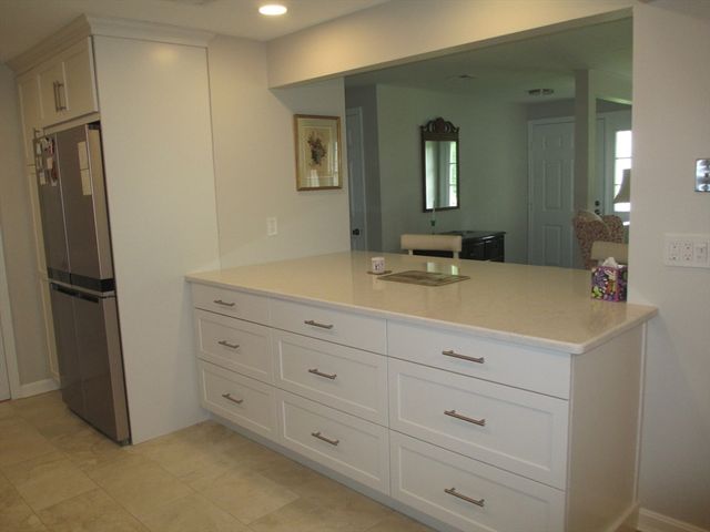 600 Ridgefield Cir A, Clinton, MA 01510
