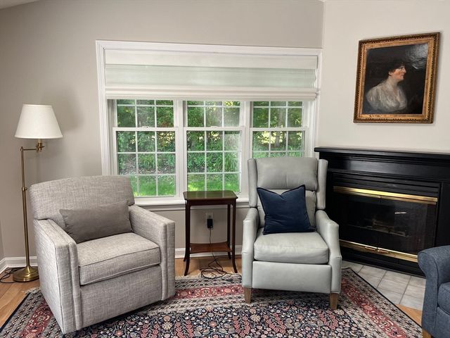 600 Ridgefield Cir A, Clinton, MA 01510