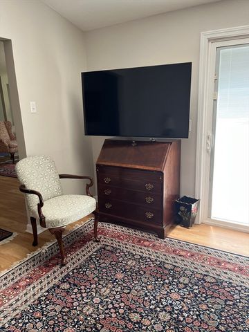 600 Ridgefield Cir A, Clinton, MA 01510