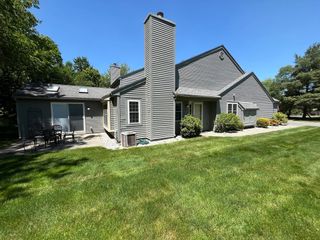 600 Ridgefield Cir A, Clinton, MA 01510