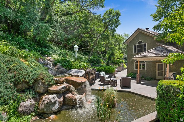 5757 S HOLLADAY BLVD, Holladay, UT 84121