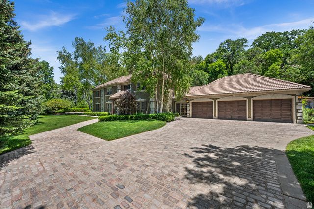 5757 S HOLLADAY BLVD, Holladay, UT 84121