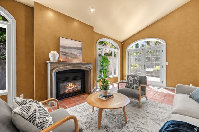 5757 S HOLLADAY BLVD, Holladay, UT 84121
