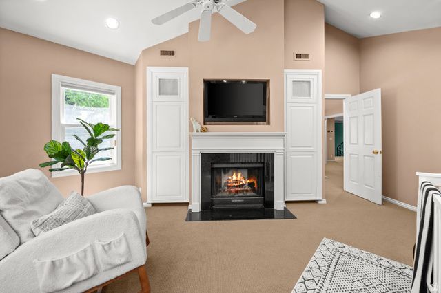 5757 S HOLLADAY BLVD, Holladay, UT 84121