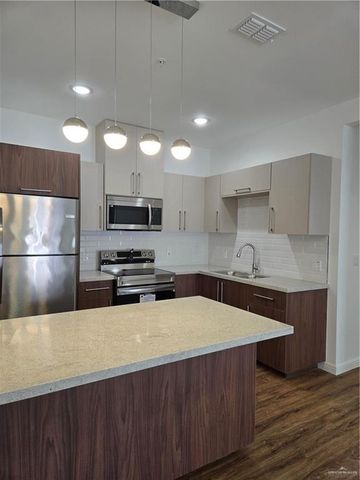 901 E Yuma Avenue 206, Mcallen, TX 78503