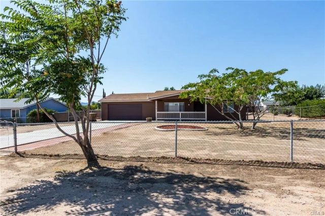 15815 Arbury Street, Hesperia, CA 92345