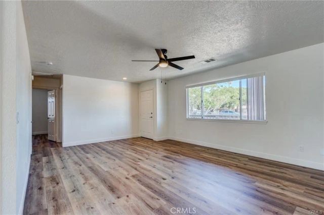 15815 Arbury Street, Hesperia, CA 92345