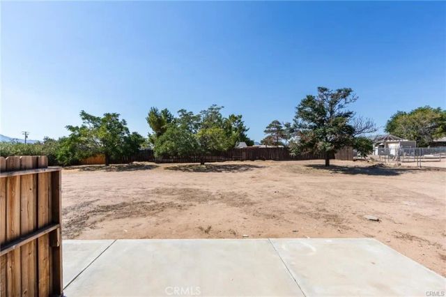 15815 Arbury Street, Hesperia, CA 92345