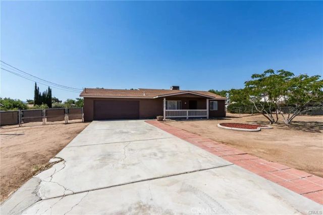 15815 Arbury Street, Hesperia, CA 92345