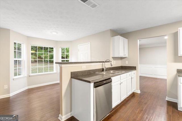 354 Cobblestone Court, Hampton, GA 30228