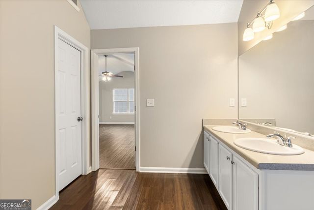 354 Cobblestone Court, Hampton, GA 30228