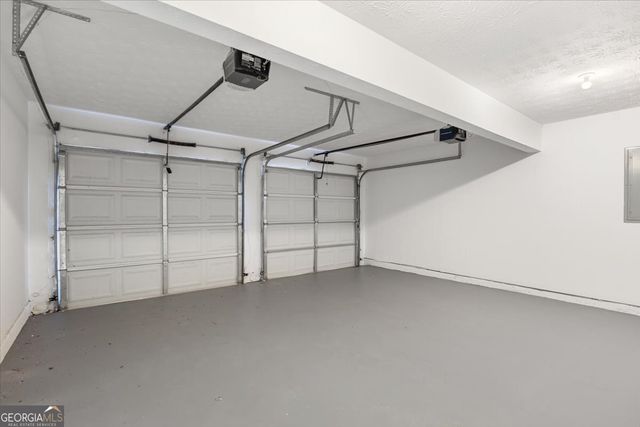 354 Cobblestone Court, Hampton, GA 30228