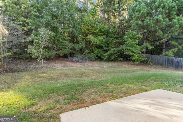 354 Cobblestone Court, Hampton, GA 30228