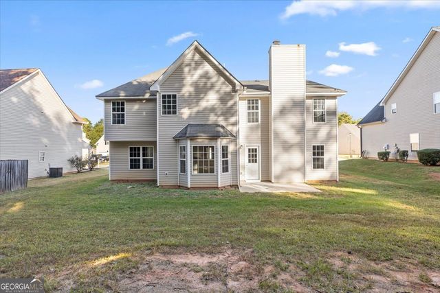 354 Cobblestone Court, Hampton, GA 30228