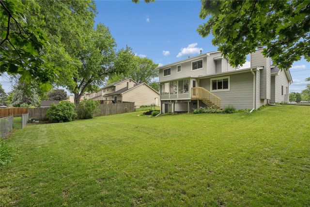 501 39th Street, West Des Moines, IA 50265