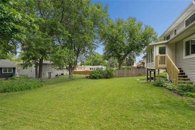 501 39th Street, West Des Moines, IA 50265