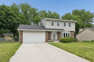 501 39th Street, West Des Moines, IA 50265