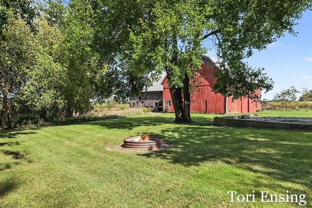 6676 County Farm Road, Greenville, MI 48838