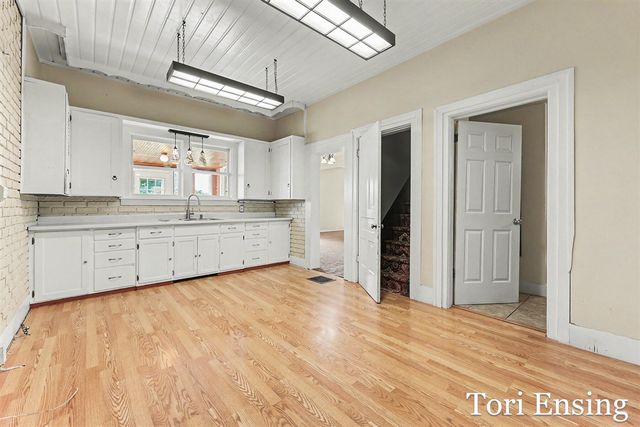 6676 County Farm Road, Greenville, MI 48838