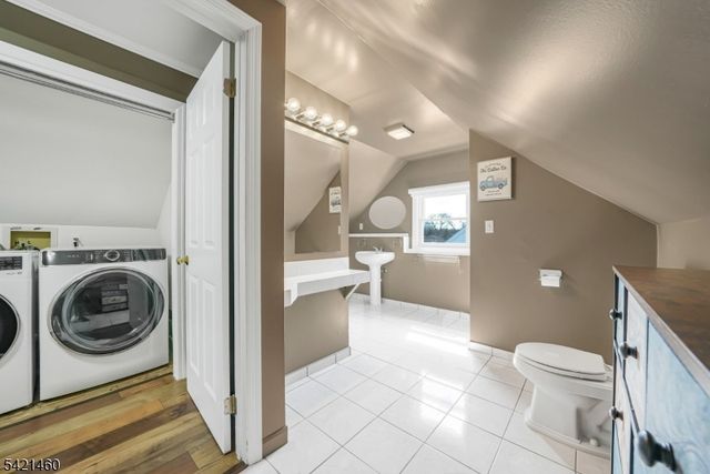 22 Parker Ave, Rochelle Park Twp., NJ 07662