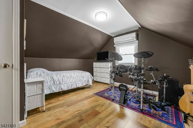 22 Parker Ave, Rochelle Park Twp., NJ 07662