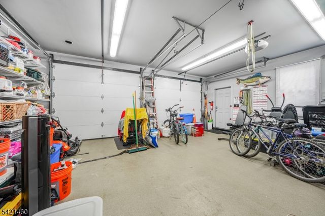 22 Parker Ave, Rochelle Park Twp., NJ 07662