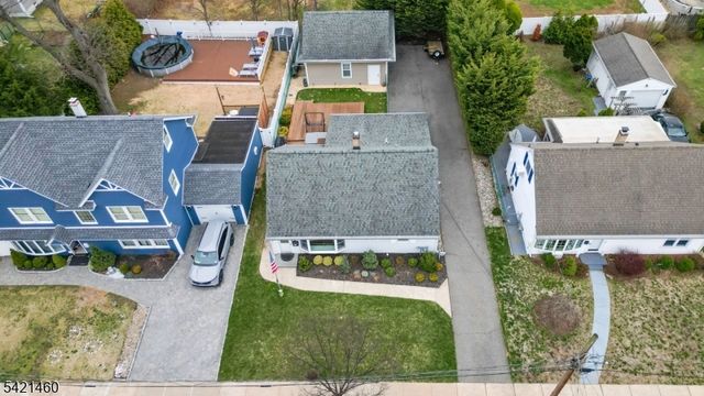 22 Parker Ave, Rochelle Park Twp., NJ 07662