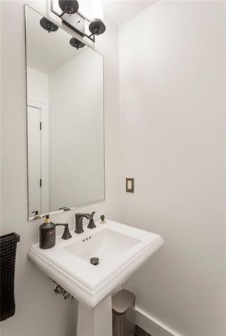 57 Forsyth NW Street 5F, Atlanta, GA 30303