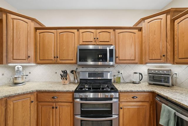 9006 N Rosebury Ln, Spokane, WA 99208