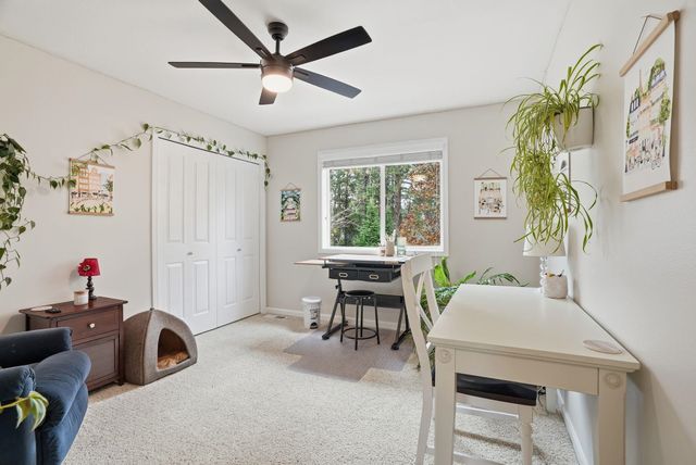 9006 N Rosebury Ln, Spokane, WA 99208