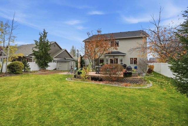 9006 N Rosebury Ln, Spokane, WA 99208