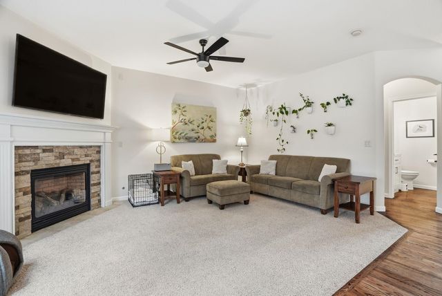 9006 N Rosebury Ln, Spokane, WA 99208