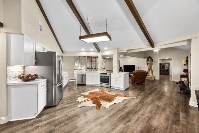 17002 Bobcat Trail, Cypress, TX 77429