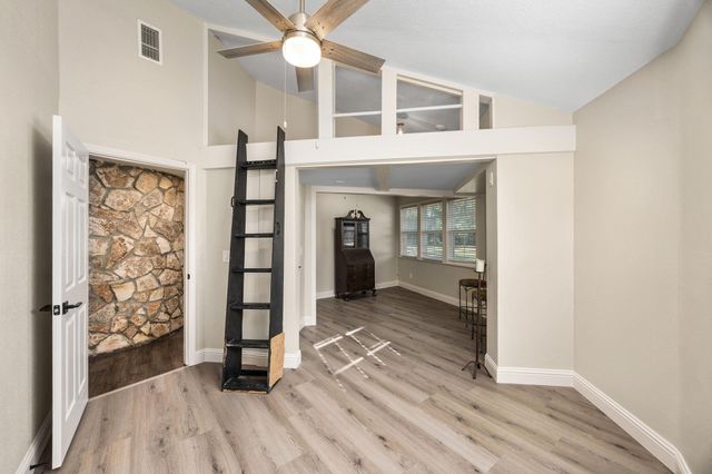 17002 Bobcat Trail, Cypress, TX 77429