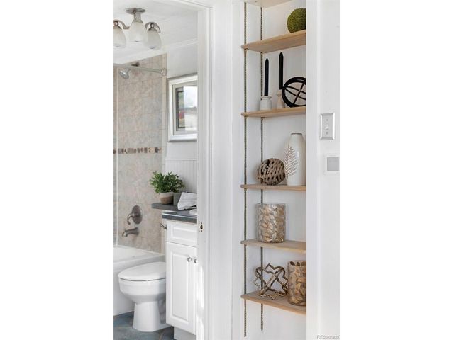 560 S Pine Dr, Bailey, CO 80421