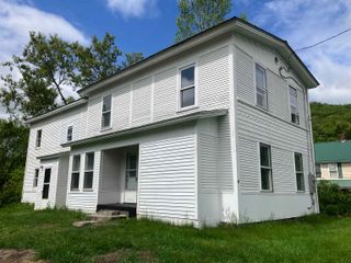 49 Winter Street, Hardwick, VT 05843