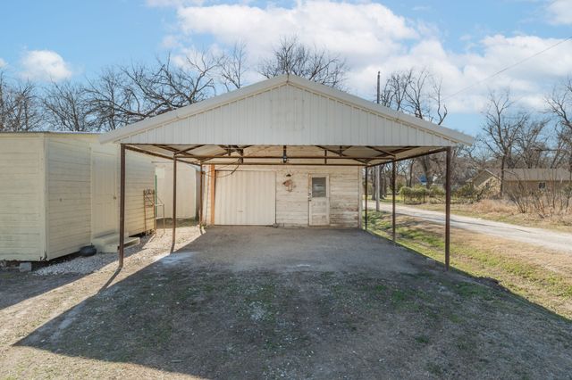 523 First Street, Hico, TX 76457