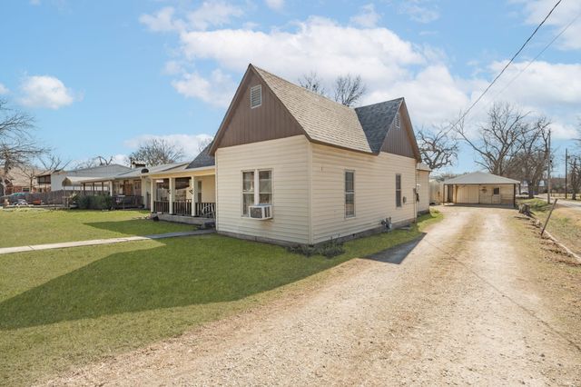 523 First Street, Hico, TX 76457