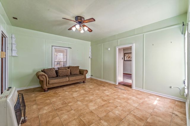 523 First Street, Hico, TX 76457